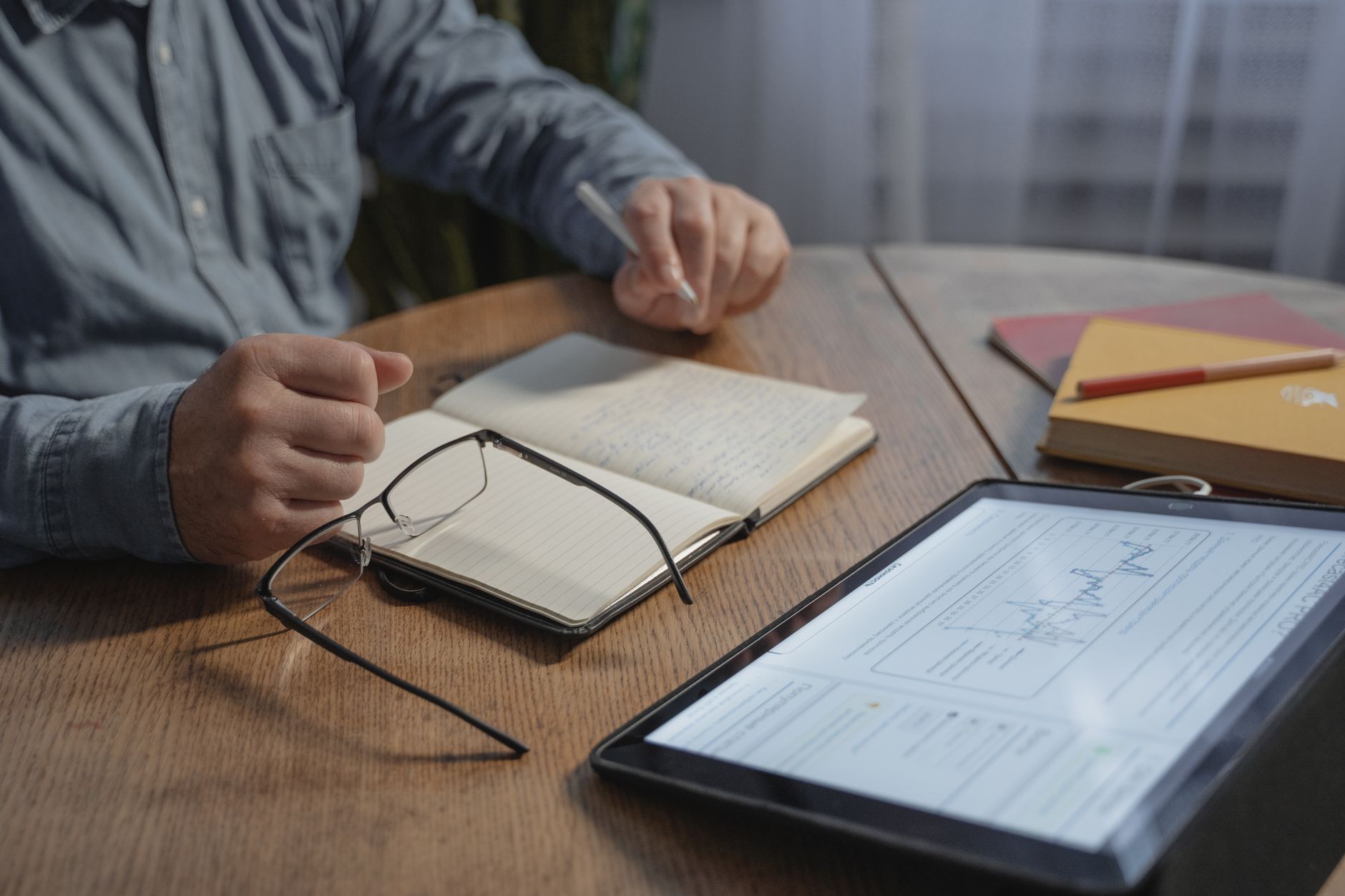 How to Protect Elderly Family from AI Grandparent Scams